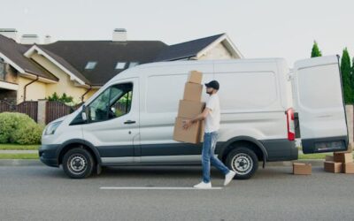How to Send Parcels from India to the UK